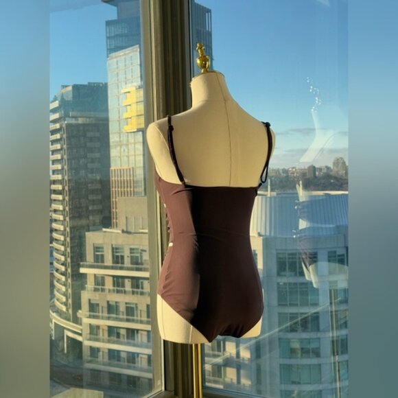 🆕 CHRISTOPHER ESBER 🧿 NWOT Brown Pierced Orbit Cutout 1PC Swimsuit, SZ US 6 - Picture 6 of 15